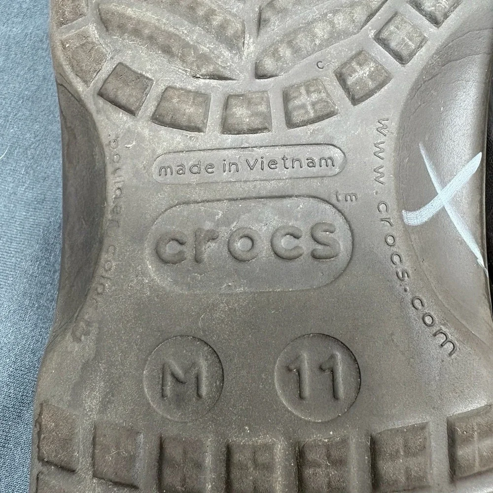 Crocs Men Flip Flops Brown Croslite Foam Size 11 Casual Beach Thong Sandals